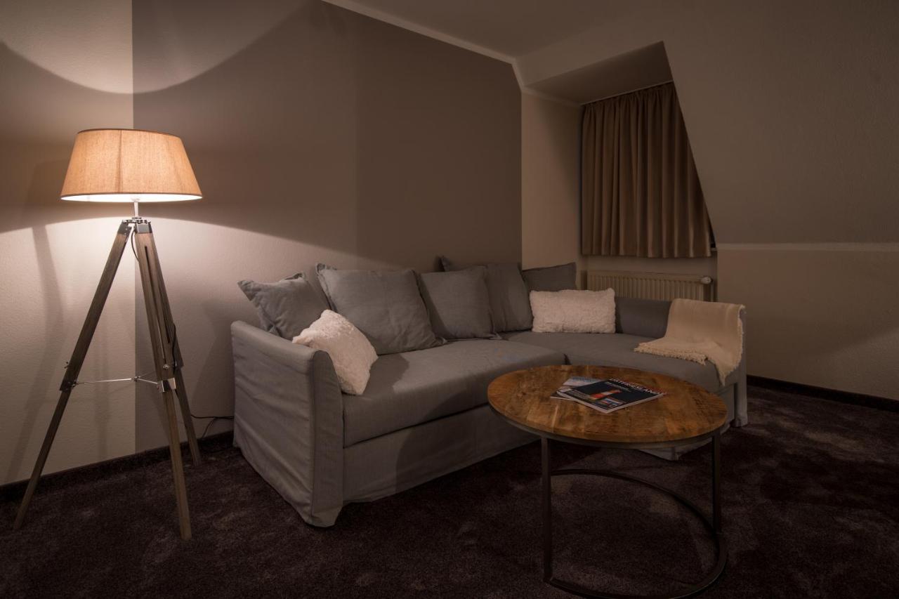 Hotel Stadt Аурих Екстериор снимка