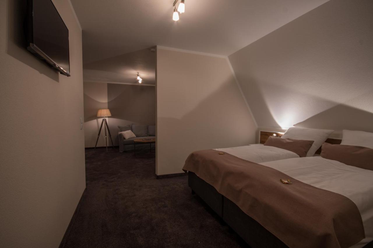 Hotel Stadt Аурих Екстериор снимка