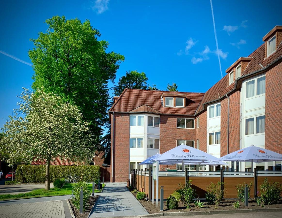 Hotel Stadt Аурих Екстериор снимка